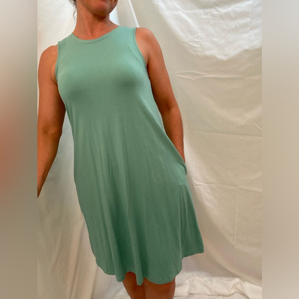 Time And Tru, Comfy Sleeveless Dress, Green Seafoam, Pockets, Size M (8-10)